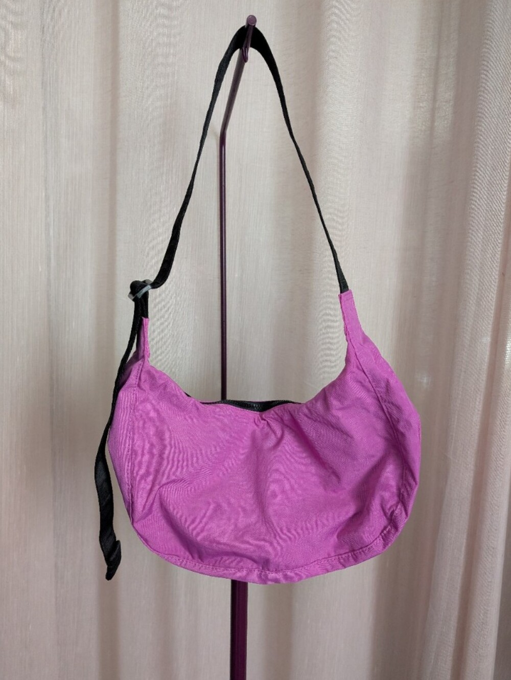 BAGGU Medium Crescent Nylon Bag Extra Pink - Picture 2 of 5
